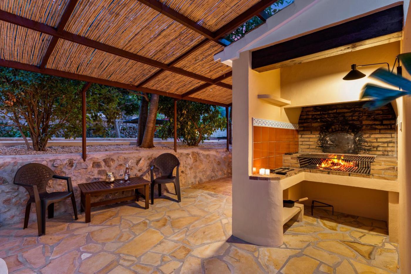 Villa Joan - Plusholidays Кальпе Екстер'єр фото